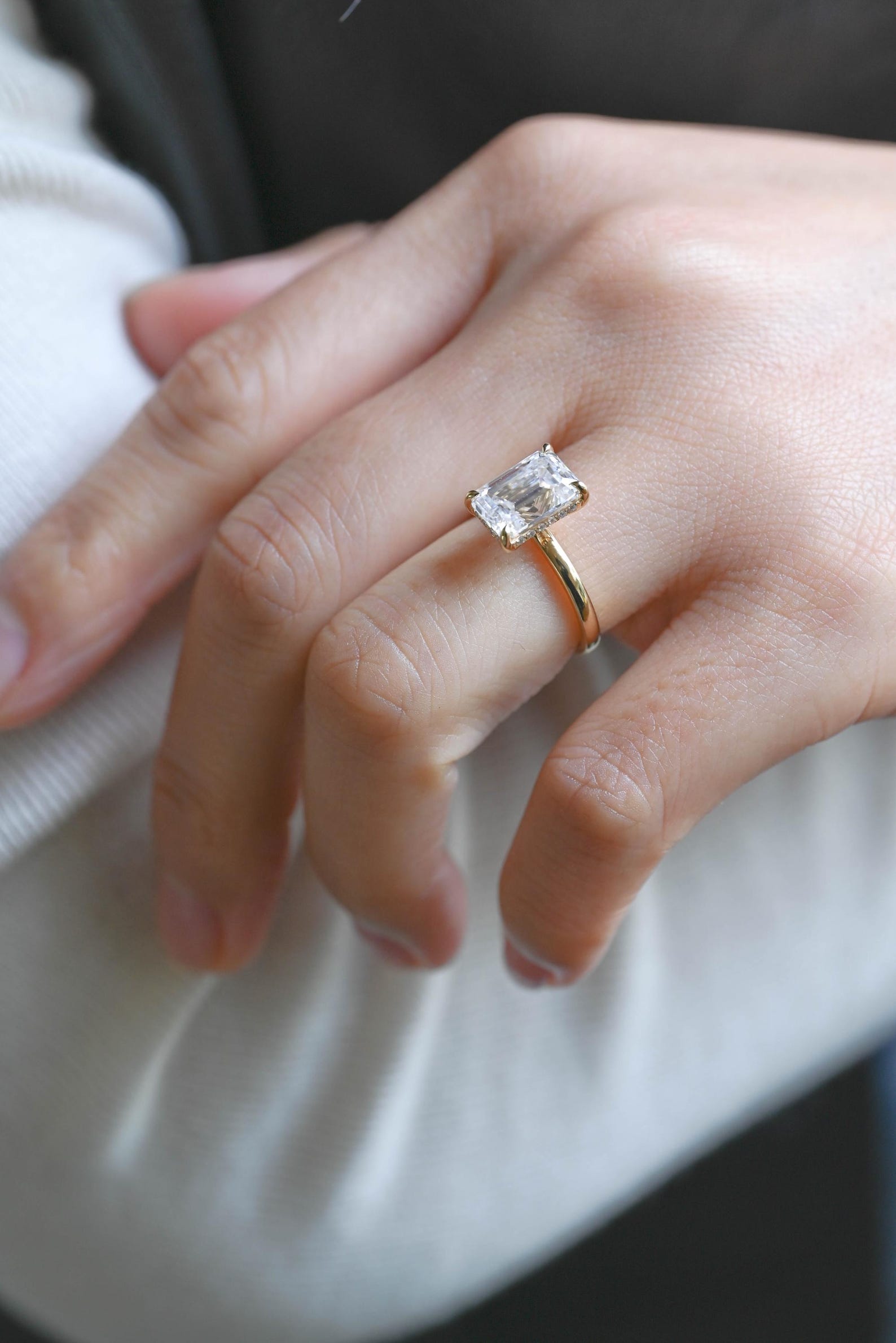 Round Halo, Pave & Split Shank Engagement Ring – 1.93 CT Lab Grown Diamond