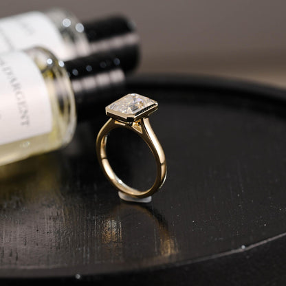 Round Halo, Pave & Split Shank Engagement Ring – 1.93 CT Lab Grown Diamond