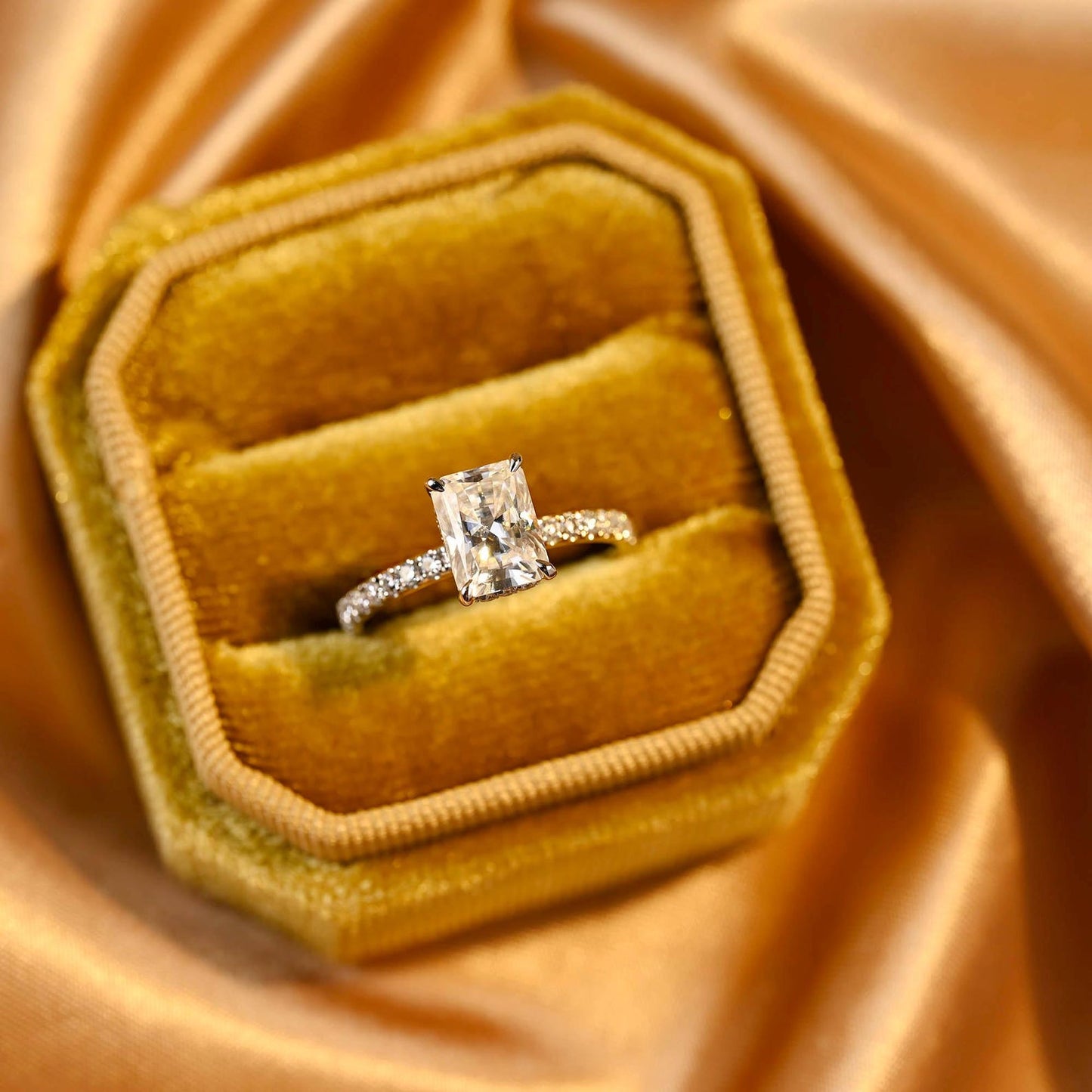 Round Halo, Pave & Split Shank Engagement Ring – 1.93 CT Lab Grown Diamond