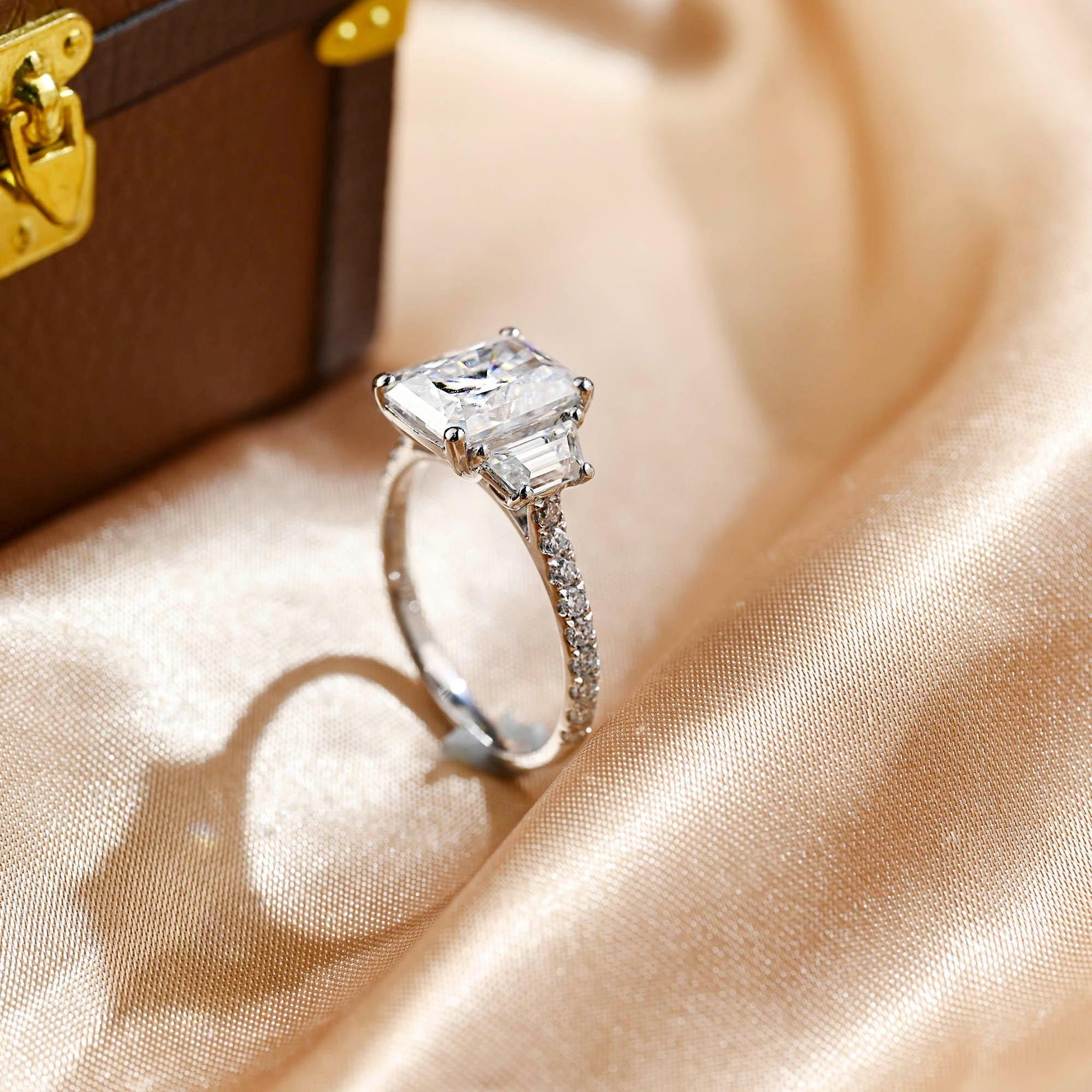 Round Halo, Pave & Split Shank Engagement Ring – 1.93 CT Lab Grown Diamond