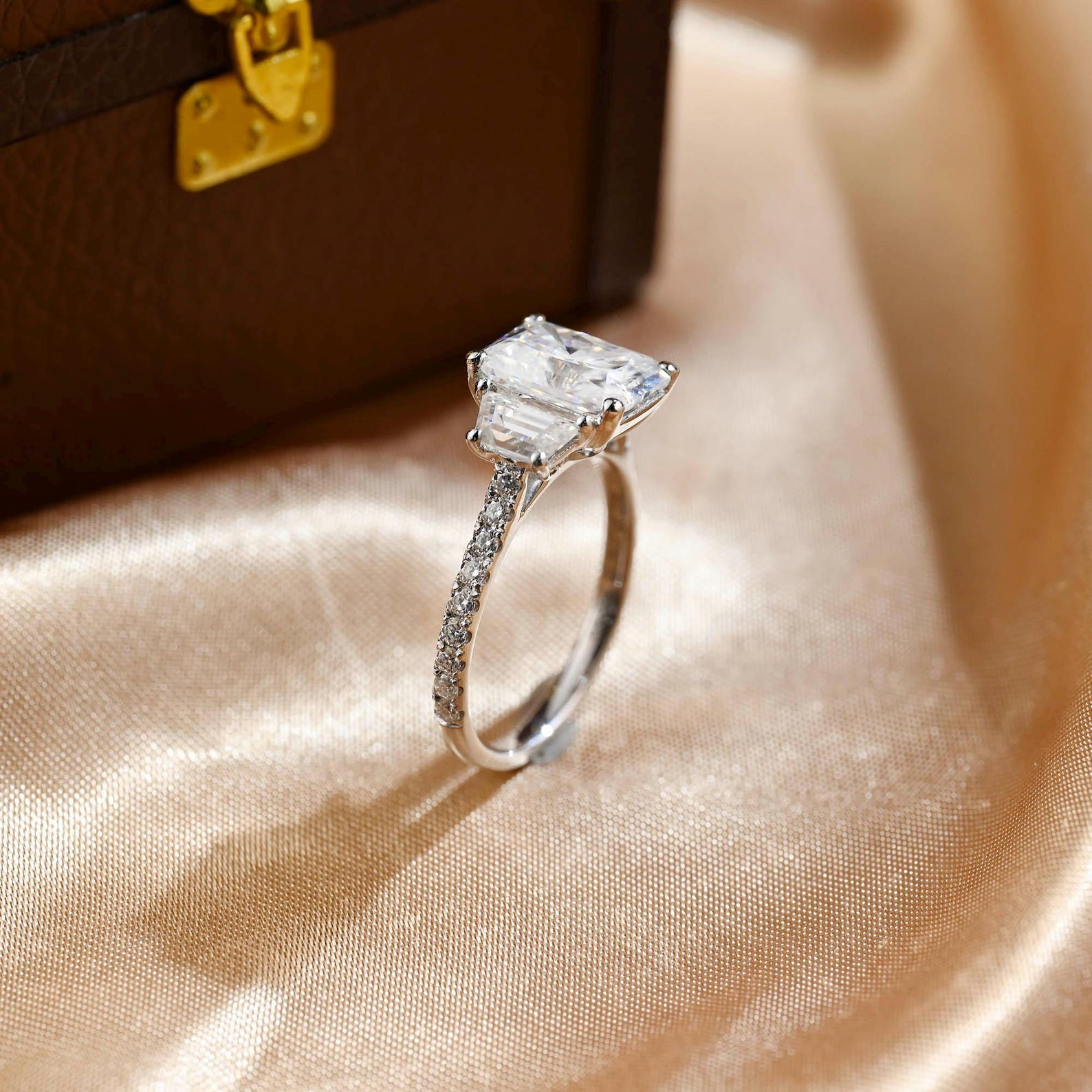 Round Halo, Pave & Split Shank Engagement Ring – 1.93 CT Lab Grown Diamond