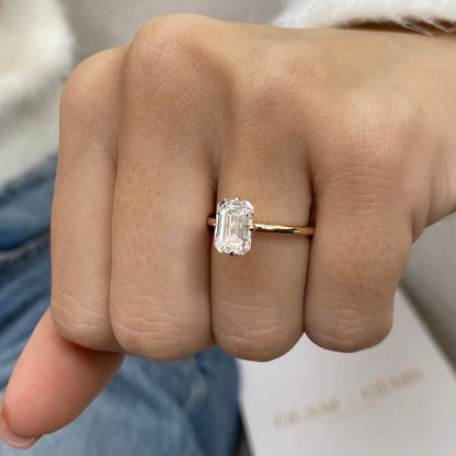 Stunning 3.0 CT Emerald Cut Moissanite Engagement Ring with Solitaire Design 1