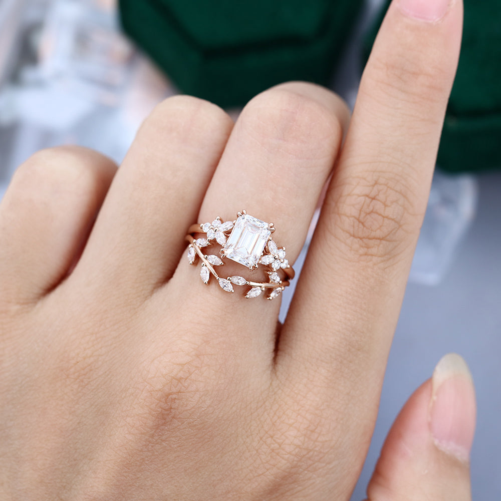 1.60 CT Emerald Moissanite Cluster Bridal Ring Set 2