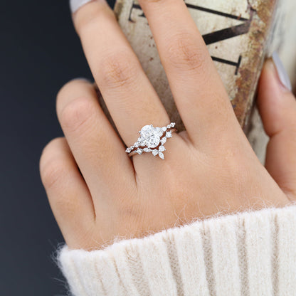 1.33 CT Oval Moissanite Cluster Bridal Ring Set 2
